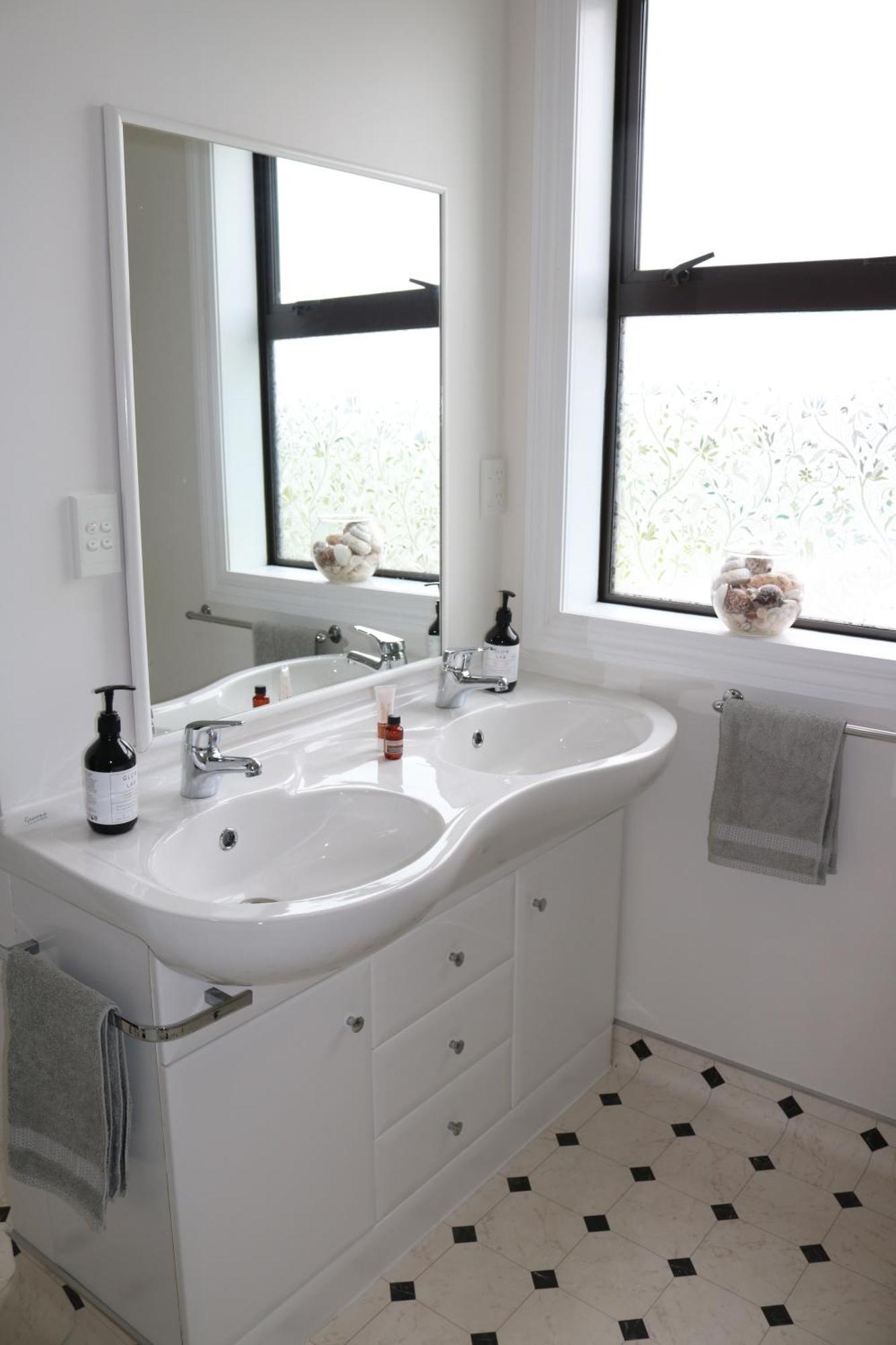 Westholm Lodge Harihari Экстерьер фото